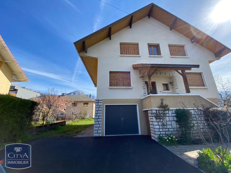 Appartement 3 pièces - 69 m² BASSENS
