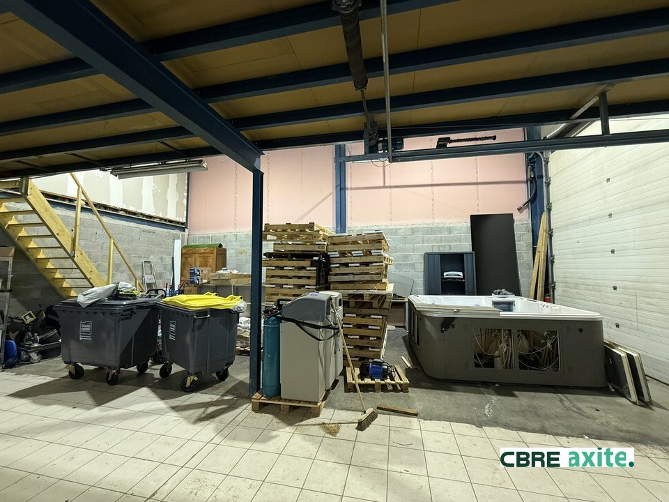 location local-commercial CHAMBERY