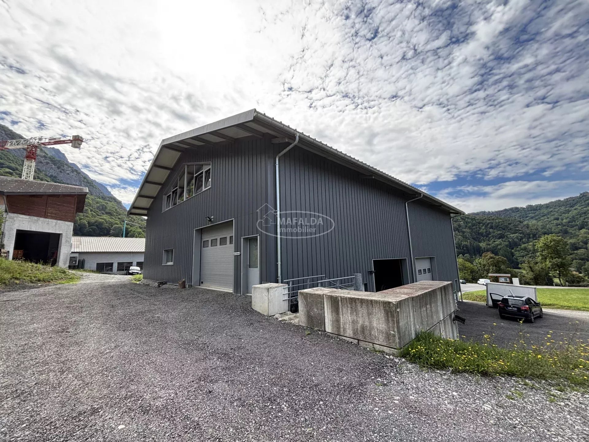 location local-commercial MIEUSSY