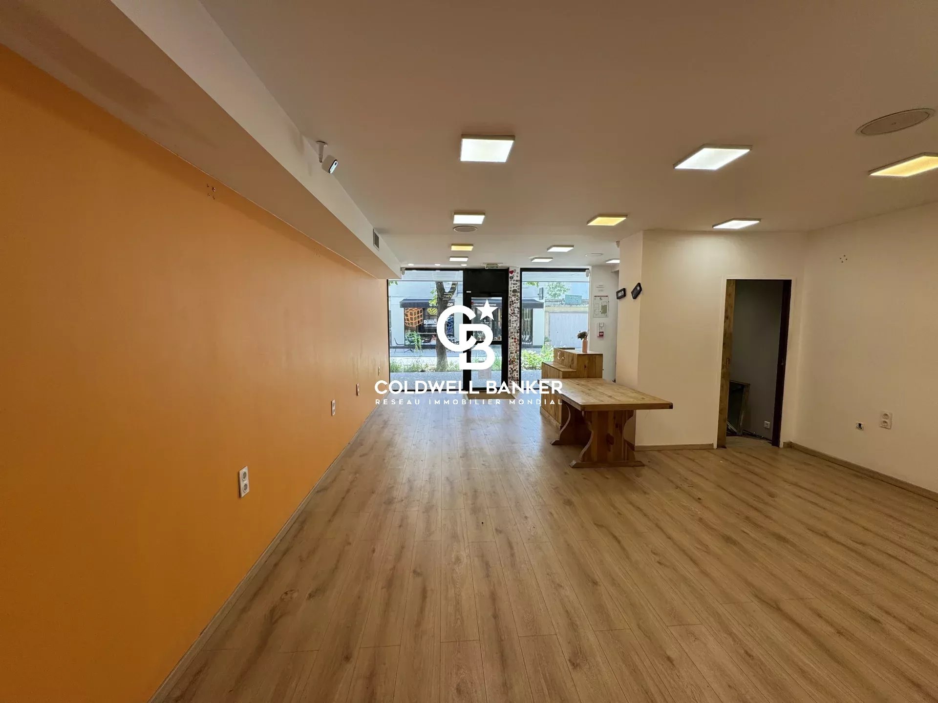 location local-commercial ANNEMASSE