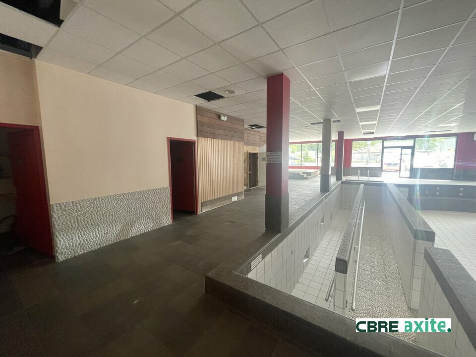 vente local-commercial CHALLES LES EAUX
