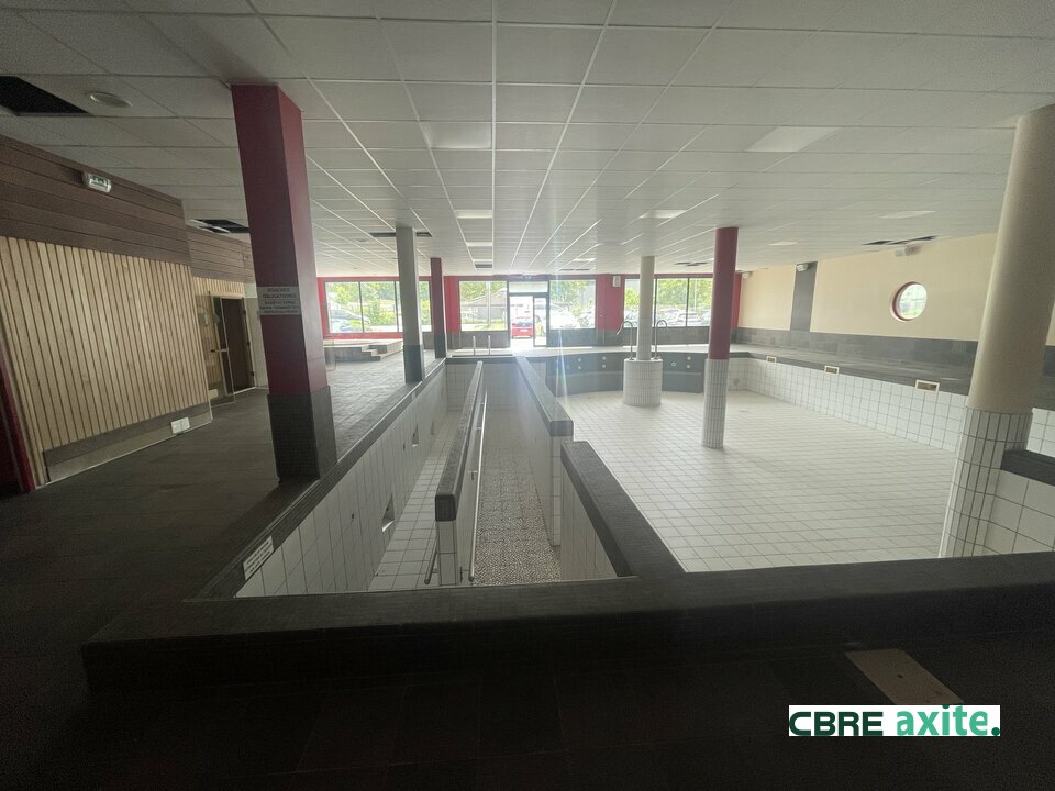 vente local-commercial CHALLES LES EAUX