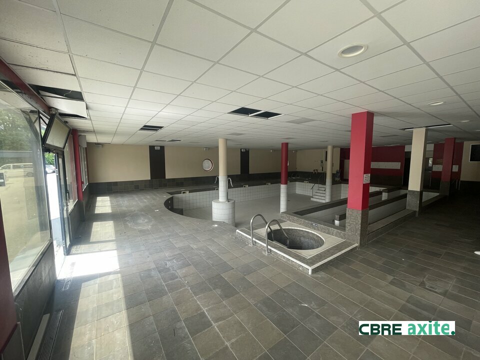 vente local-commercial CHALLES LES EAUX