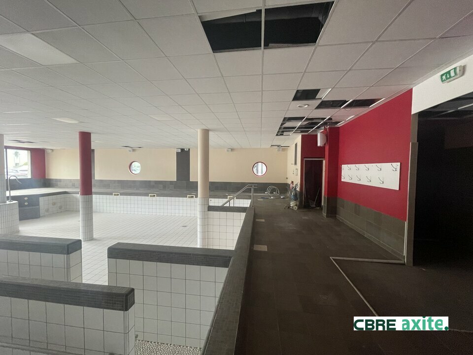 vente local-commercial CHALLES LES EAUX