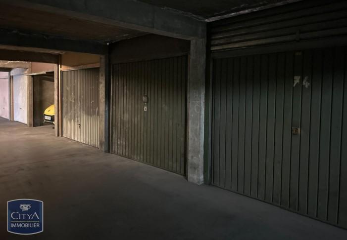 location parking ANNEMASSE