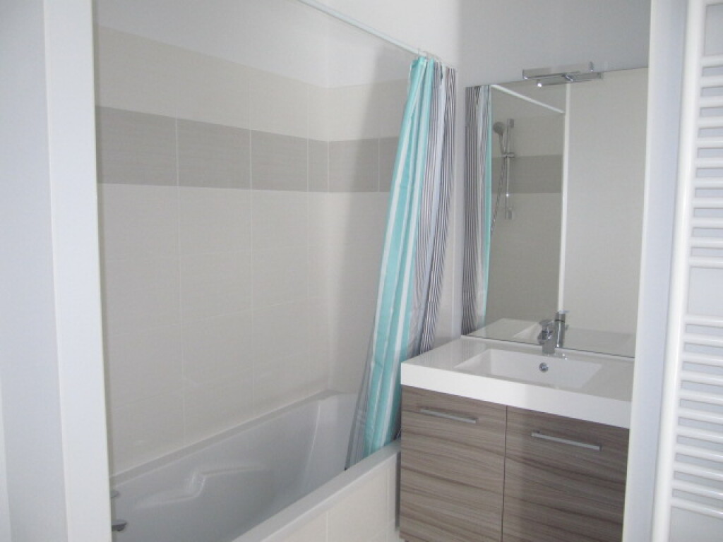 location appartement BARBERAZ
