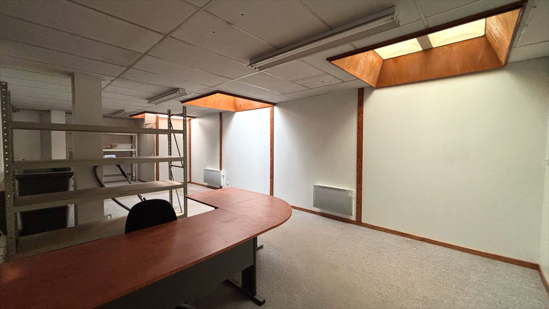 location local-commercial 