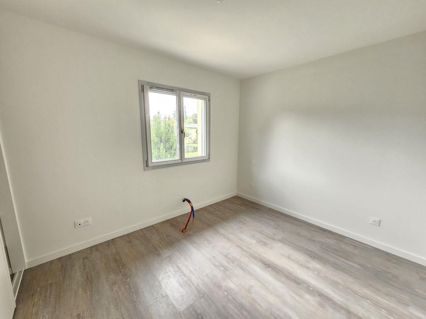 location maison ST JEAN LE VIEUX