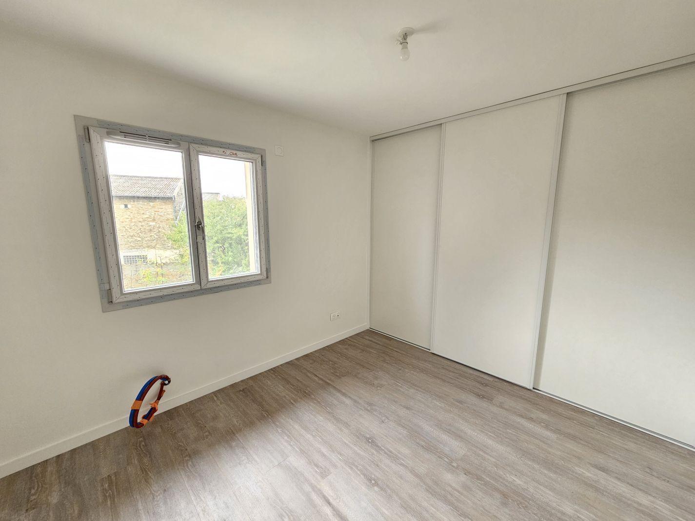location maison ST JEAN LE VIEUX