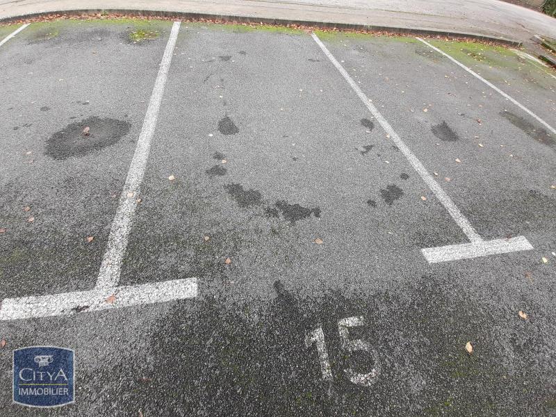 location parking JACOB BELLECOMBETTE