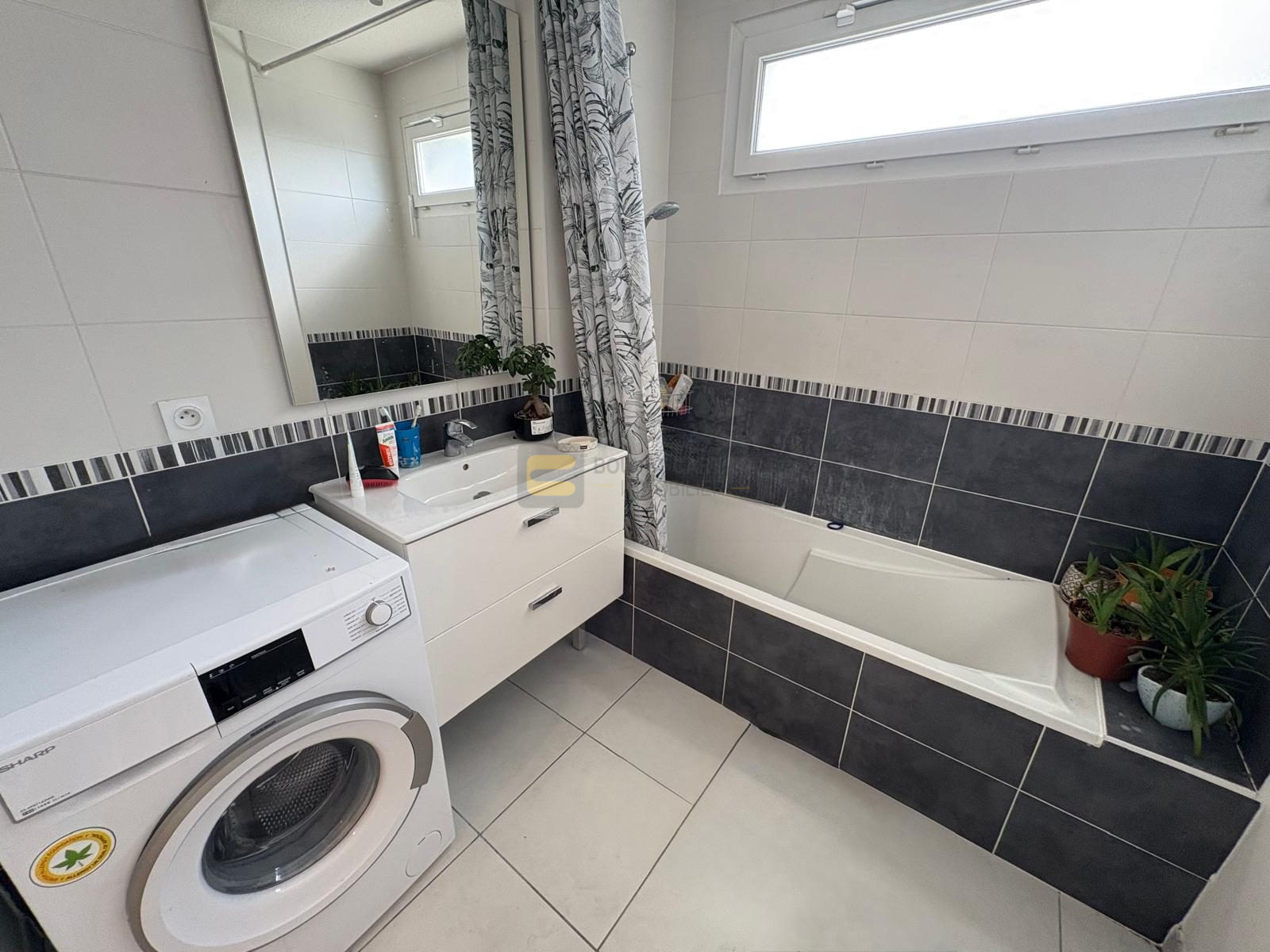 vente appartement CRANVES SALES